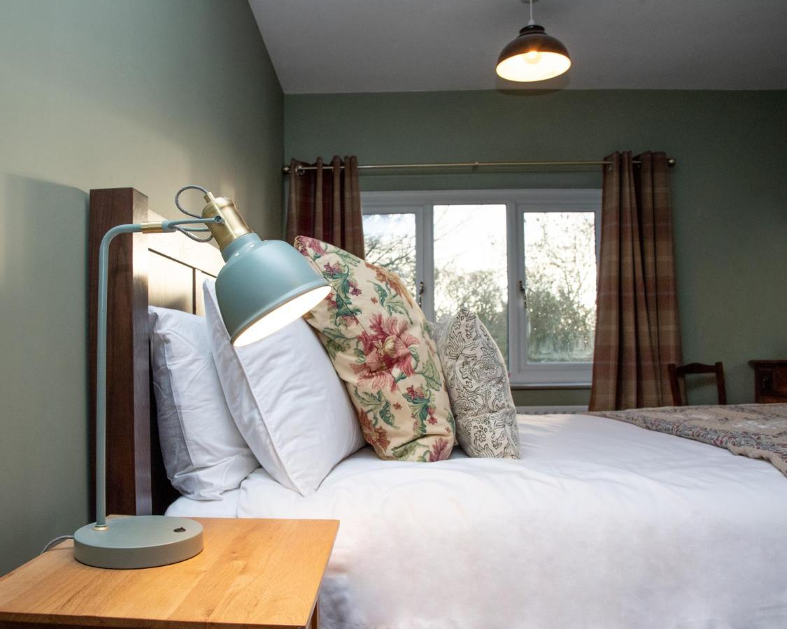 Work And Relax - Fast Wifi, Fireplace & Near Pub Newton Aycliffe Esterno foto