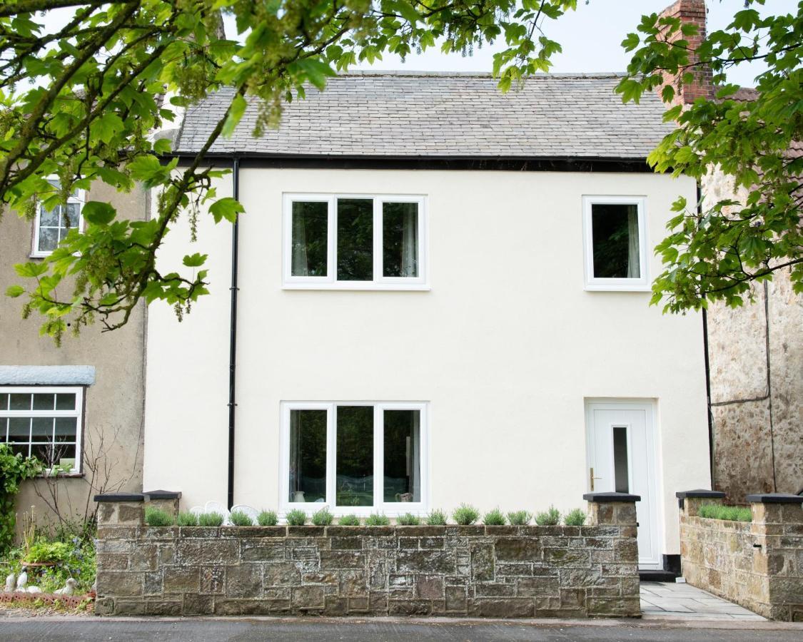 Work And Relax - Fast Wifi, Fireplace & Near Pub Newton Aycliffe Esterno foto