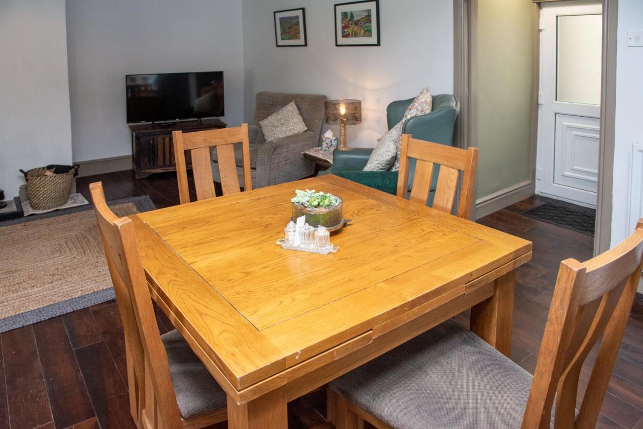 Work And Relax - Fast Wifi, Fireplace & Near Pub Newton Aycliffe Esterno foto